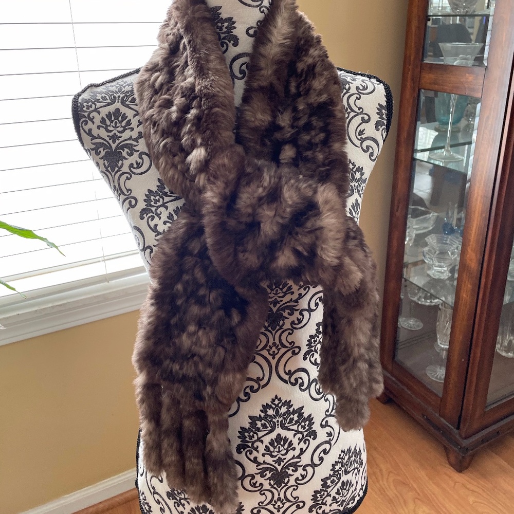 Genuine Rabbit Scarf - Like New - Picture 5 of 6